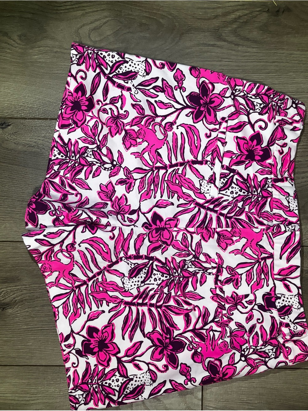 Lilly Pulitzer Hot Pink Floral Print Bermuda Shorts - Picture 4 of 8
